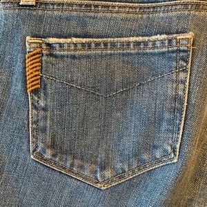 Paige Laurel Canyon flare jeans size 27